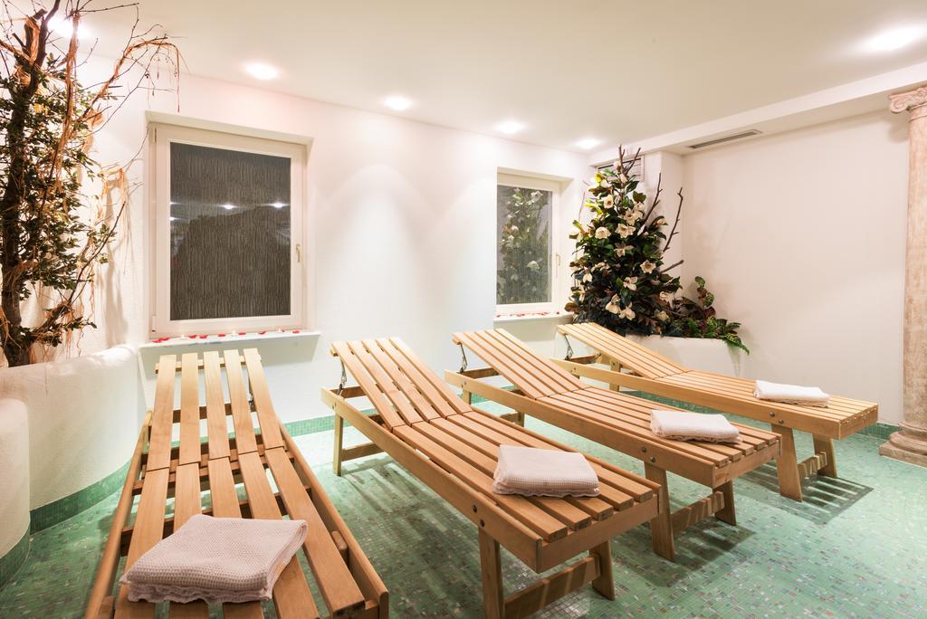 Hotel Klotz 산레오나르도인파씨리아 외부 사진